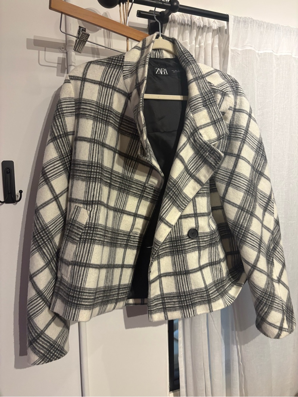 ZARA Black & White Plaid Blazer Jacket
